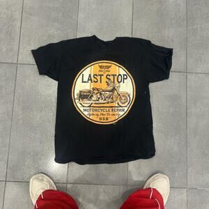 Black and yellow last